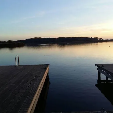 Ferienhaus Seelust Direkt Am See Mit Eigenem Steiger Vislust Ijsselmeer