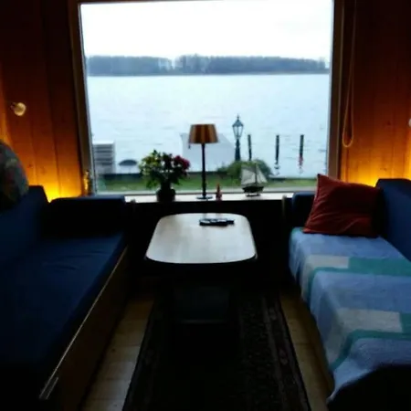 Ferienhaus Seelust Direkt Am See Mit Eigenem Steiger Vislust Ijsselmeer Casa vacanze