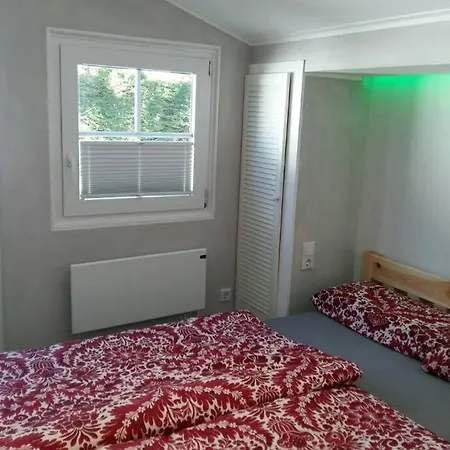 Ferienhaus Seelust Direkt Am See Mit Eigenem Steiger Vislust Ijsselmeer